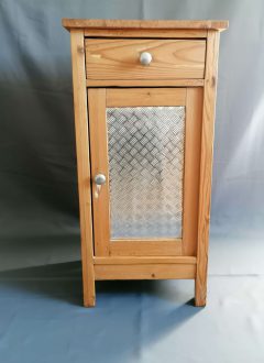 Die Upcycler_Omas Nachtschraenckchen